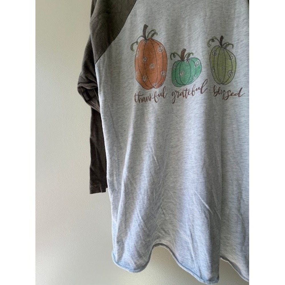 Fall Handlettered Design T-Shirt Womens S Gray Pumpkin Raglan 3/4 Sleeve Tee - Picture 4 of 5